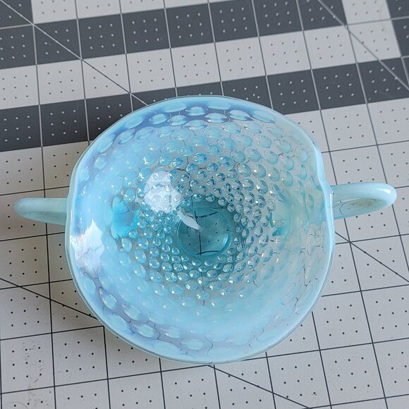 Vintage Fenton Art Glass Blue Opalescent Hobnail Trinket Candy Dish w/ Handles - Picture 3 of 6